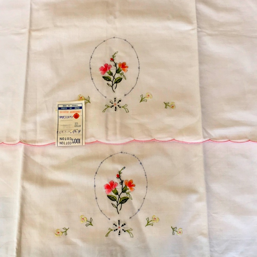 NWT 100% Cotton Embroidered Pillowcases Set of two